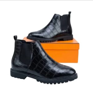 Men's Black Croc-Embossed Leather Chelsea Boots with Rugged Lug Sole – Premium Textured Slip-On Ankle Boots